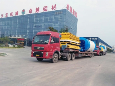 熱烈祝賀內(nèi)蒙古客戶輕質(zhì)墻板生產(chǎn)線成功啟運！