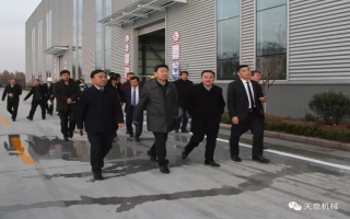 山東省住建廳黨組成員、副廳長張曉海蒞臨天意機械調研指導